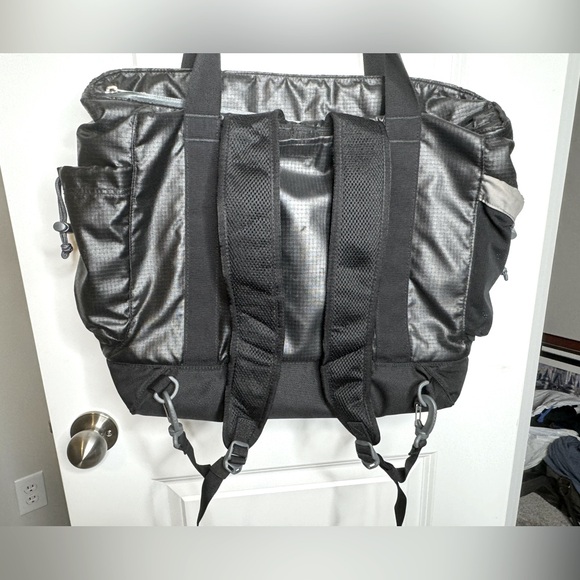 LL Bean convertible travel backpack shoulder satraps camping overnight duffle - Picture 3 of 5